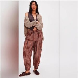 #245- Free People Country Ellie Barrel Pants Nwot